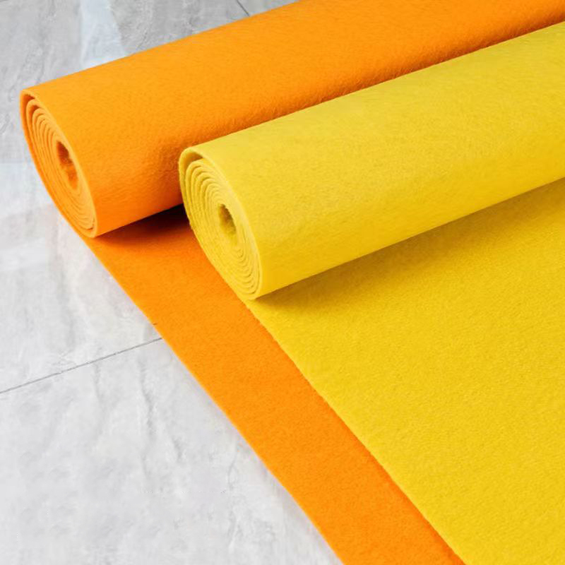 Yellow Disposable Carpet for W - مراجعة Home Textiles Exhibition وسعره
